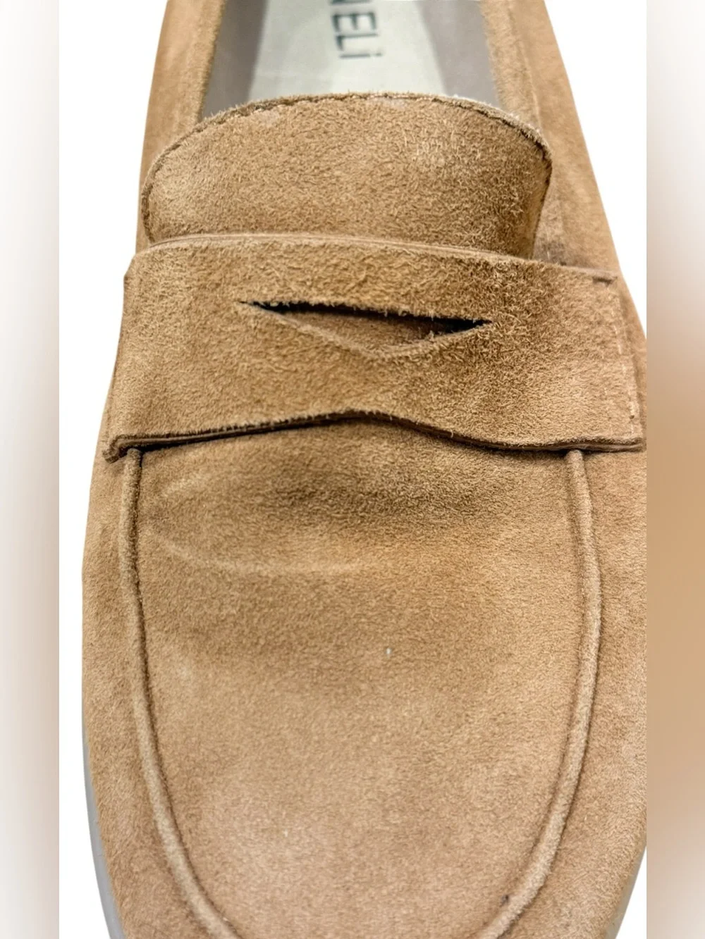 Vaneli versatile suede